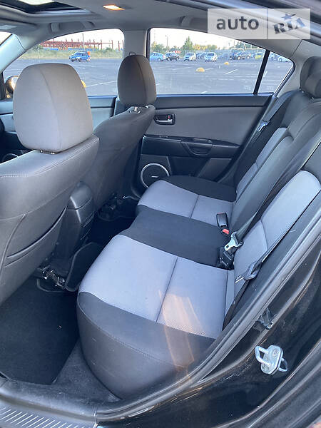 Седан Mazda 3 2007 в Києві