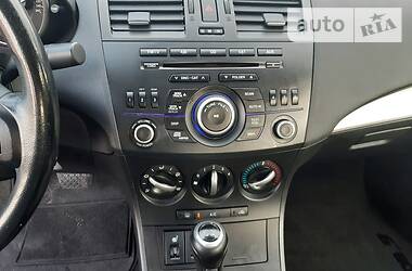 Седан Mazda 3 2012 в Кропивницком