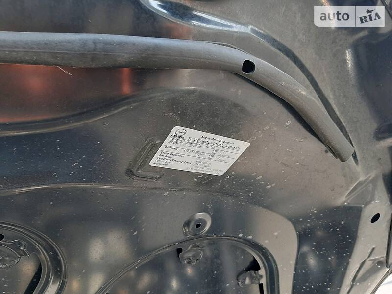 Седан Mazda 3 2017 в Дніпрі