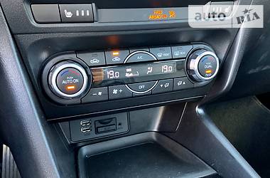 Седан Mazda 3 2017 в 