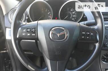 Седан Mazda 3 2011 в Жовтих Водах