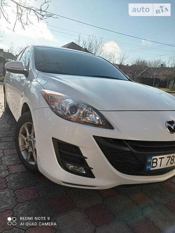 Седан Mazda 3 2010 в Херсоне