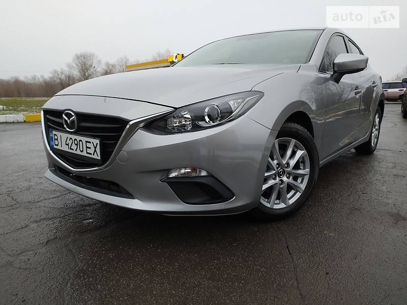 Седан Mazda 3 2016 в Полтаве