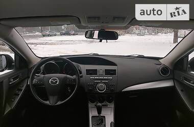 Седан Mazda 3 2011 в Днепре