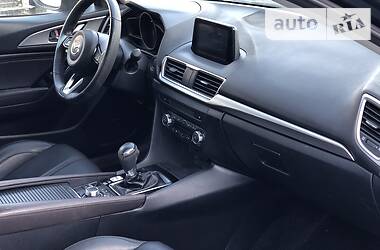 Седан Mazda 3 2018 в Одессе