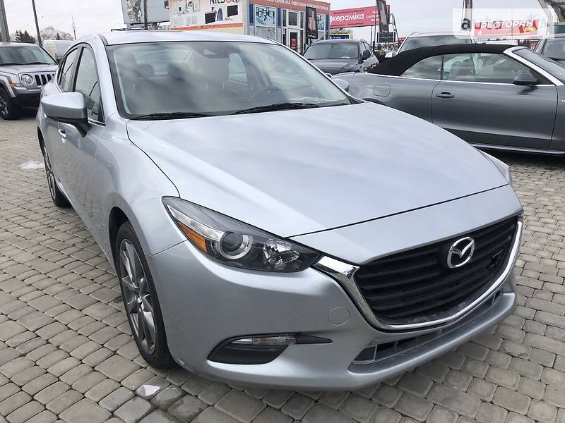 Седан Mazda 3 2018 в Львове