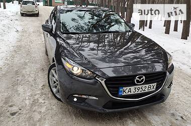 Хэтчбек Mazda 3 2017 в Киеве