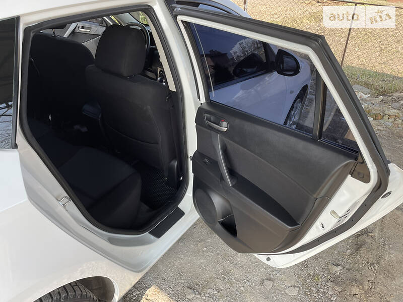 Хэтчбек Mazda 3 2011 в Виннице