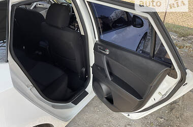 Хэтчбек Mazda 3 2011 в 