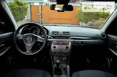 Хэтчбек Mazda 3 2006 в Ивано-Франковске