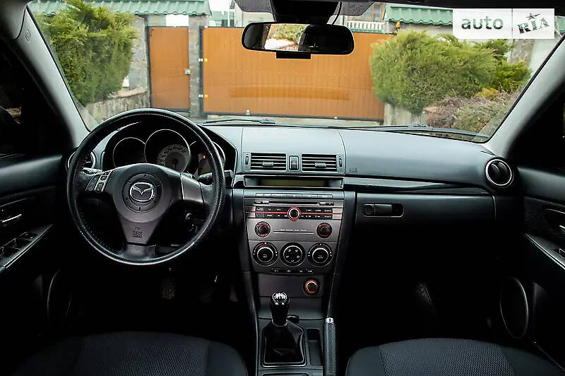 Хетчбек Mazda 3 2006 в Івано-Франківську