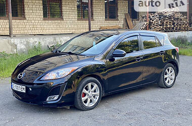 Хэтчбек Mazda 3 2010 в Черновцах