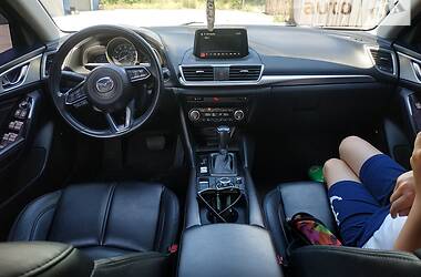 Хетчбек Mazda 3 2016 в Запоріжжі