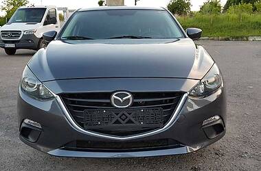 Седан Mazda 3 2015 в Рівному