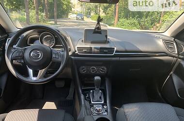 Седан Mazda 3 2015 в Киеве