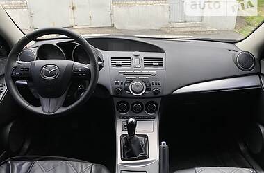 Седан Mazda 3 2011 в Кам'янському