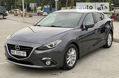 Седан Mazda 3 2014 в Виннице