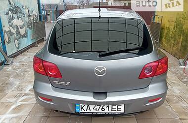 Хэтчбек Mazda 3 2004 в Первомайске