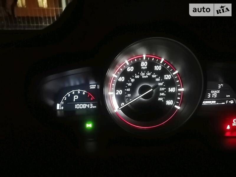 Хэтчбек Mazda 3 2014 в Днепре
