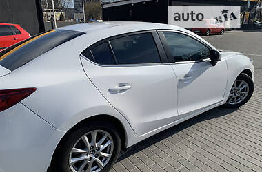 Седан Mazda 3 2017 в Харькове