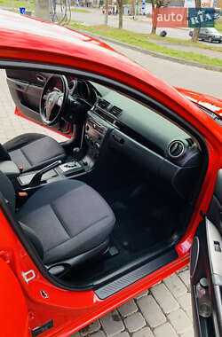Хэтчбек Mazda 3 2008 в 