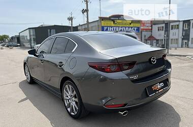 Седан Mazda 3 2019 в Запорожье