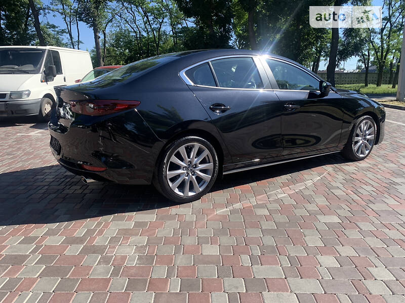Седан Mazda 3 2021 в Кропивницком