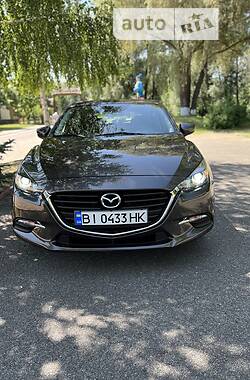 Хэтчбек Mazda 3 2016 в Миргороде