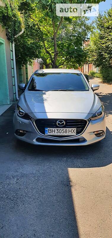 Mazda 3 3