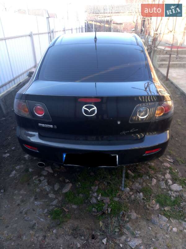 Седан Mazda 3 2006 в Никополе