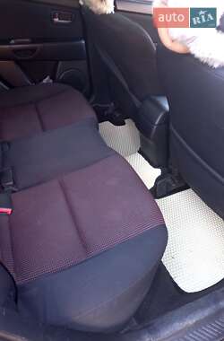 Седан Mazda 3 2006 в Никополе