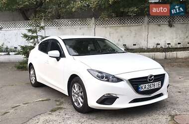 Седан Mazda 3 2015 в Києві