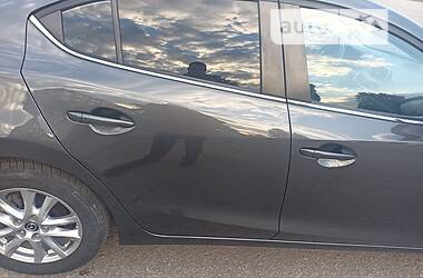 Седан Mazda 3 2014 в Харкові