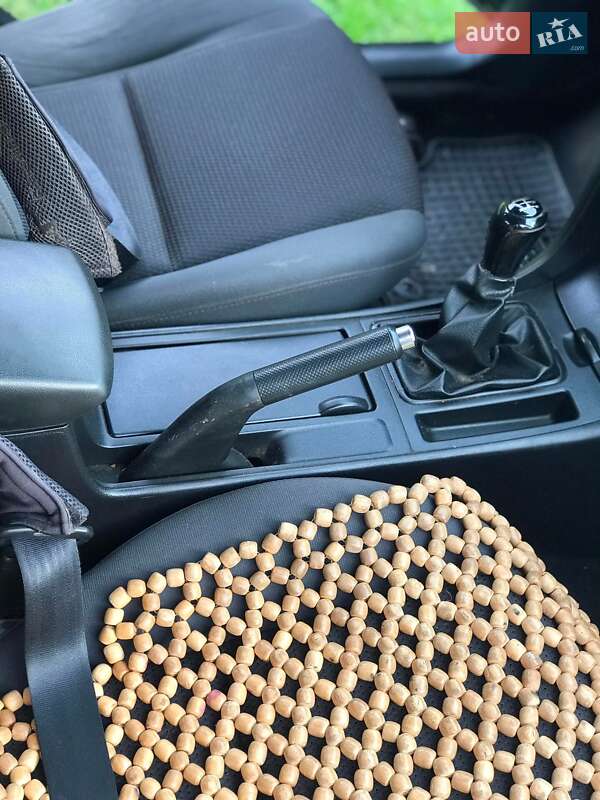 Седан Mazda 3 2008 в Сколе