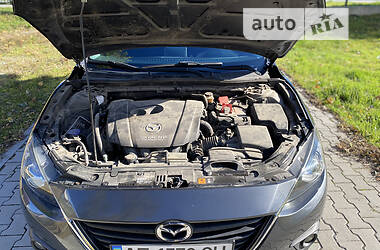 Хэтчбек Mazda 3 2014 в Верхнеднепровске