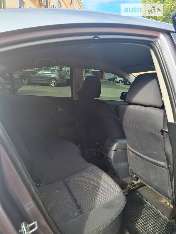 Седан Mazda 3 2004 в Кривому Розі