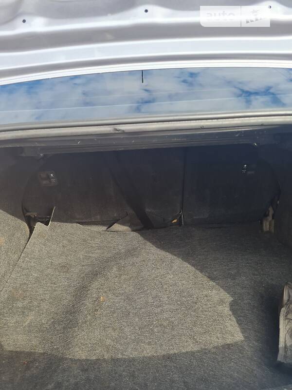 Седан Mazda 3 2004 в Кривому Розі