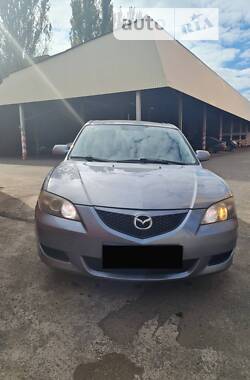 Седан Mazda 3 2004 в Кривому Розі