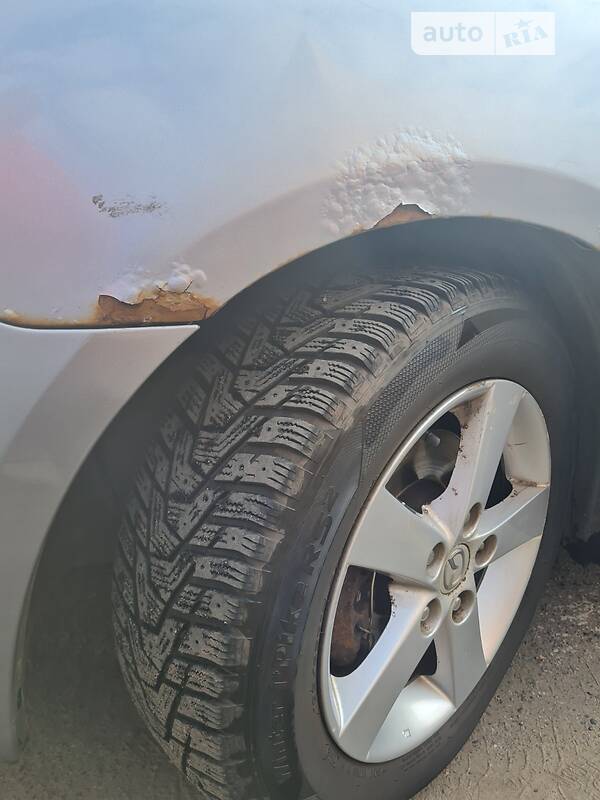 Седан Mazda 3 2004 в Кривому Розі