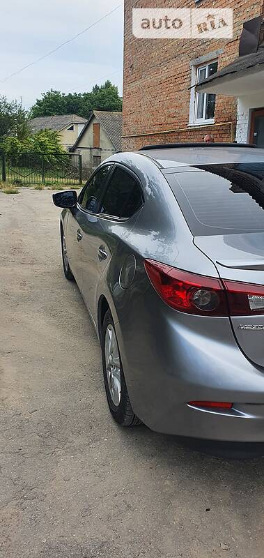 Седан Mazda 3 2016 в Хмельницькому
