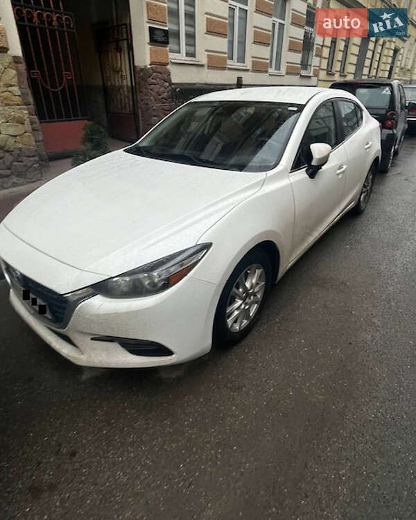 Седан Mazda 3 2017 в Львове