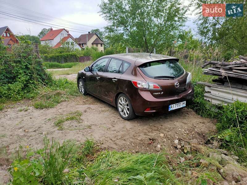 Хэтчбек Mazda 3 2012 в Ирпене
