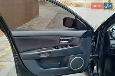 Хэтчбек Mazda 3 2008 в Чернигове