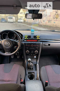 Хэтчбек Mazda 3 2005 в Киеве