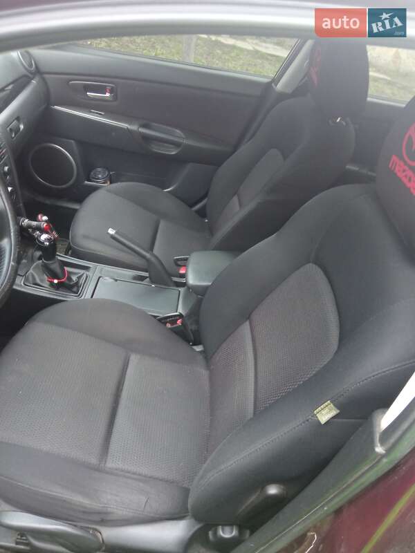 Седан Mazda 3 2007 в Малине