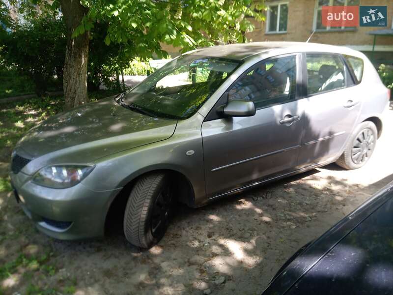 Хэтчбек Mazda 3 2005 в Миргороде
