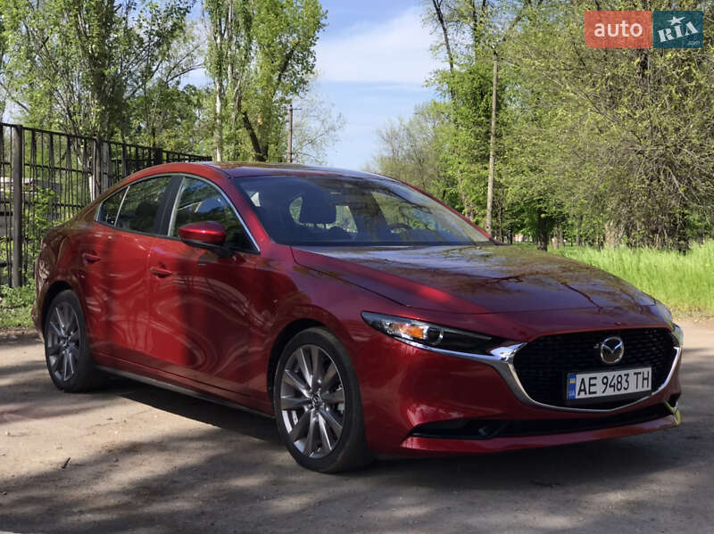 Седан Mazda 3 2019 в Кривом Роге