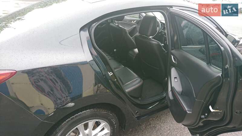 Седан Mazda 3 2015 в Одессе