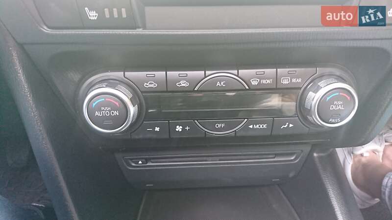 Седан Mazda 3 2015 в Одессе