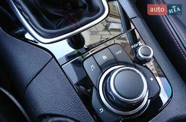 Седан Mazda 3 2015 в Одессе